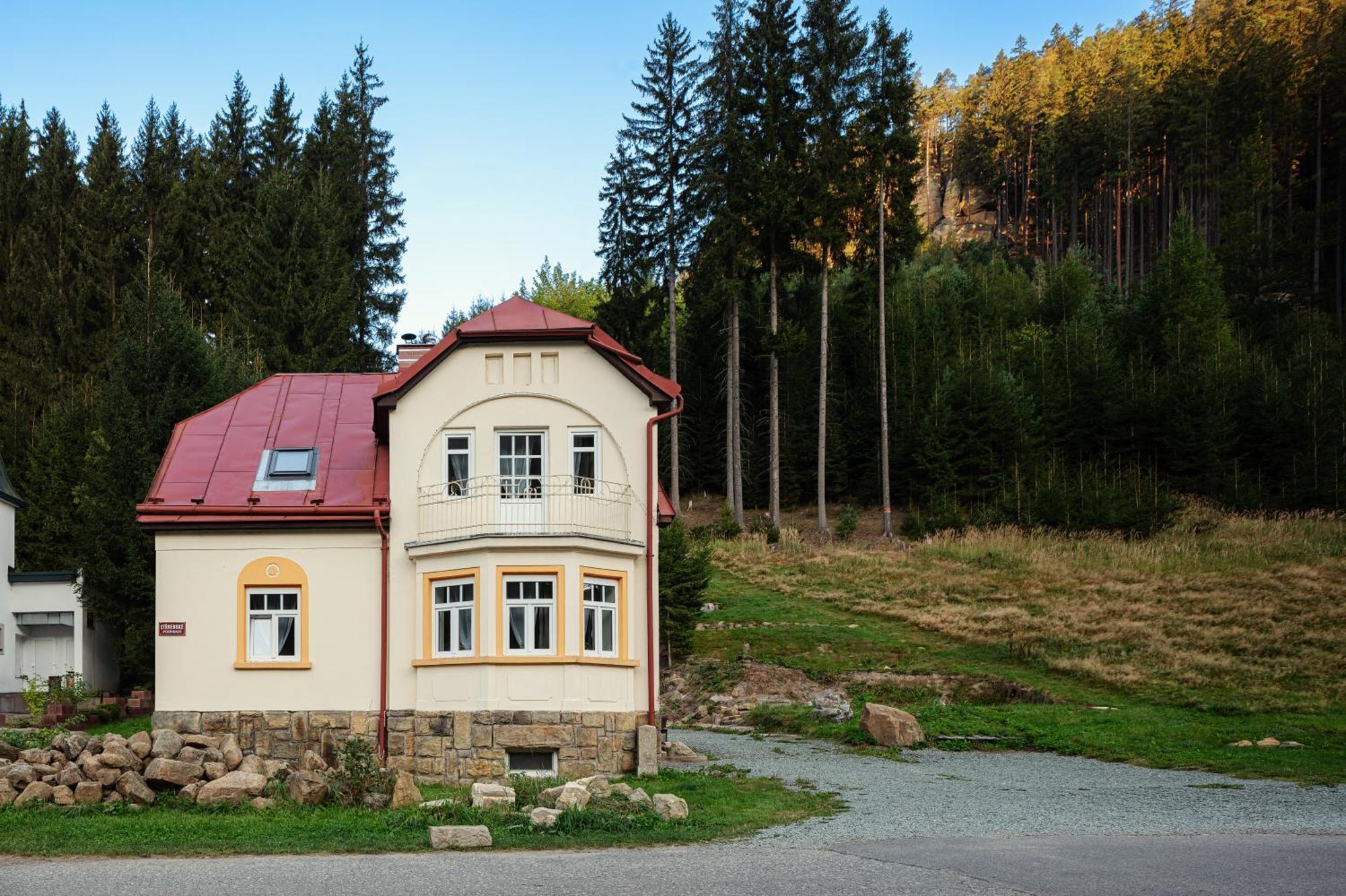 Apartmany Vilka Orlik Teplice nad Metuji Exterior photo